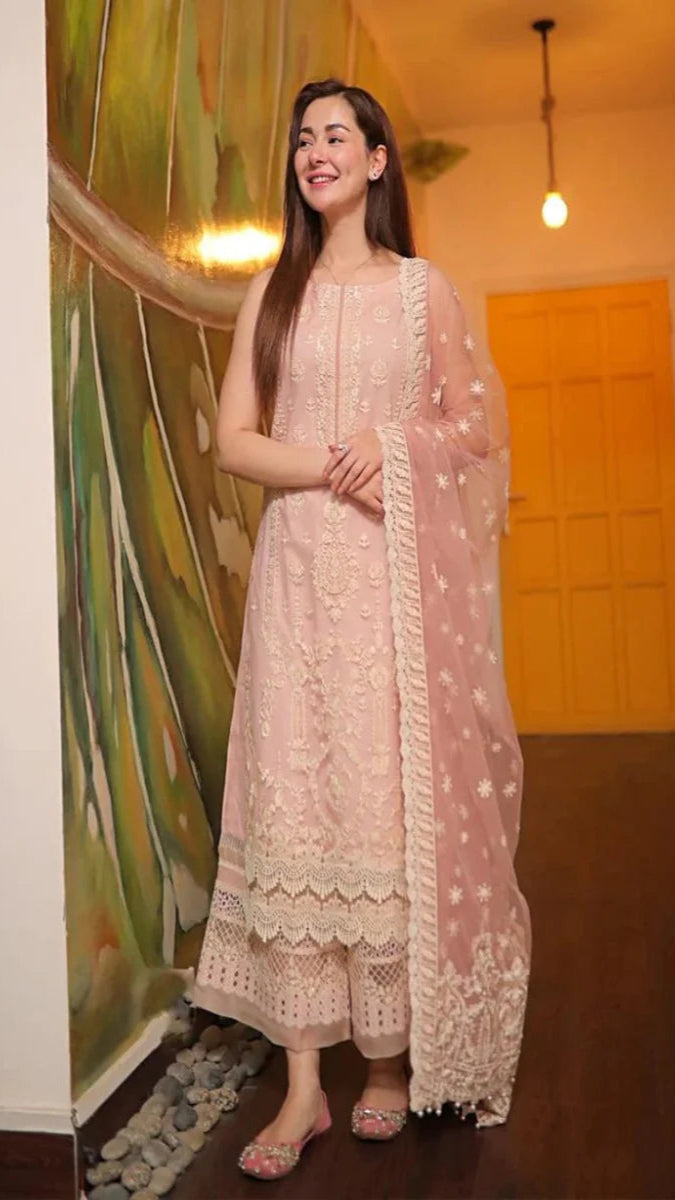 3PC PIECE UNSTITCHED HEAVY EMBROIDERED LAWN SUIT WITH HEAVY EMBROIDERED ORGANZA DUPATTA