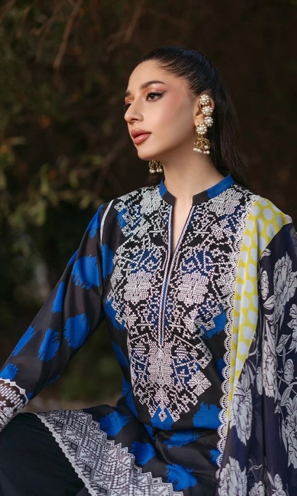 LAWN 3PC Allover Lawn Digital Print Suit (Embroidered Sleeves patch) EMBROIDERED D-LACE) Same Print Dupatta & Trouser D-1577