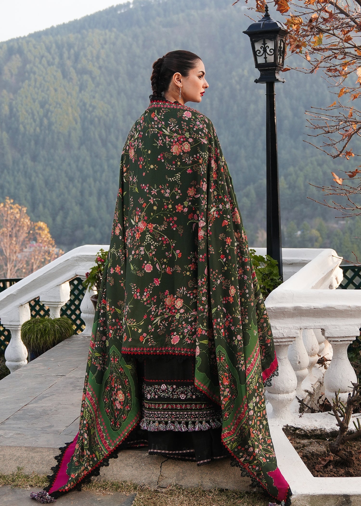 DANAK EMBROIDERED SHIRT PRINTED WOOL SHAWL AND PLAIN TROUSER