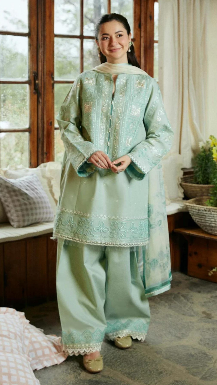 LAWN 3PC EMBROIDERED SHIRT PLAIN TROUSER (D-PATCH ) monar printed DUPATA D-504