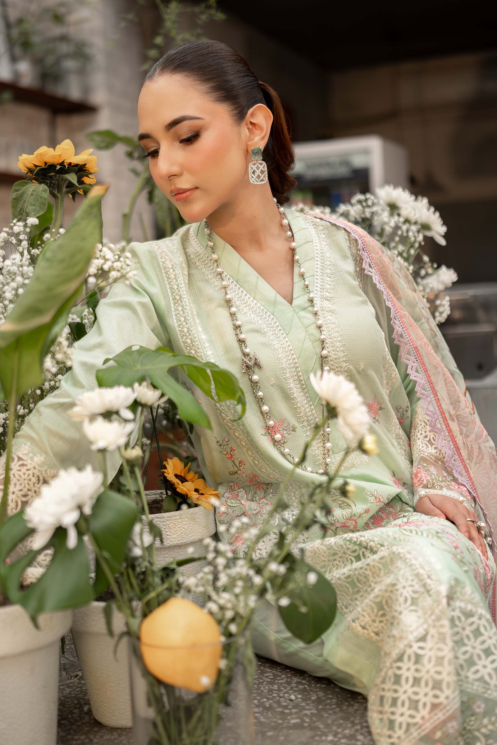 LAWN 3 PIECE EMBROIDERED DOBBY LAWN SUIT |D-1165