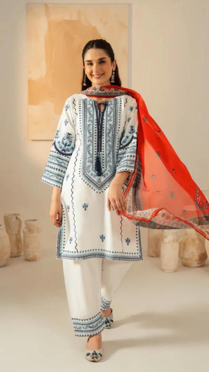 LUXURIOUS 3PC HEAVY EMBROIDERED SUIT WITH DIGITAL PRINTED PASHMINA SHAWL
